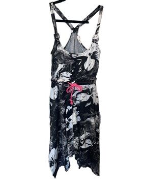 Roxy Women’s Blk/Wht Flower Pink Trim Asymmetrical Hem Summer Dress Small